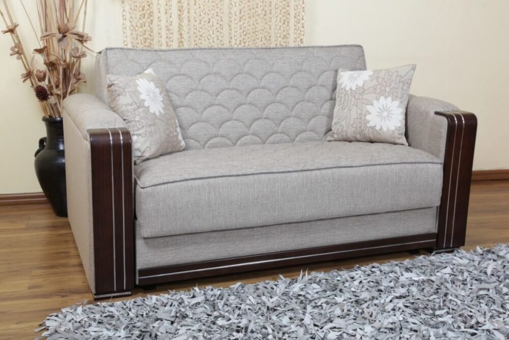 ספה עם משענת