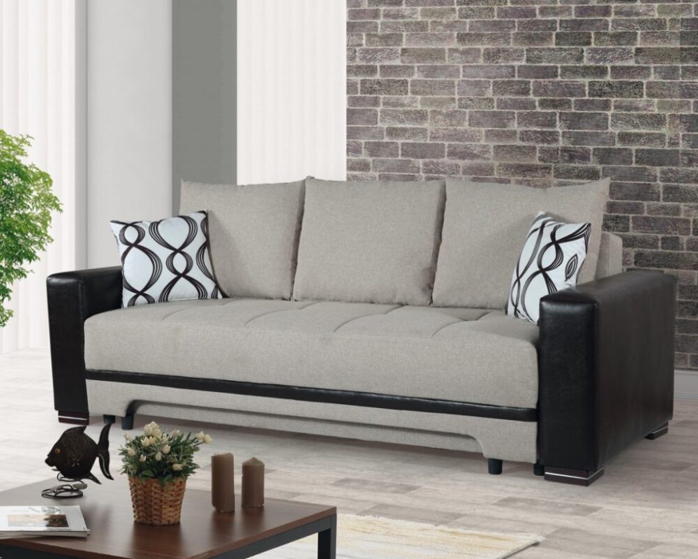 ספה אפורה בהירה עם משענת